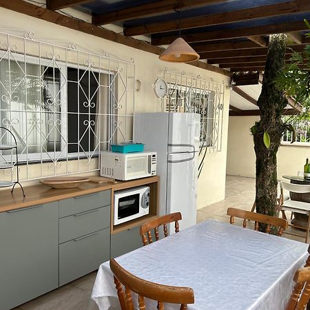 Casa Da Arvore Rua Pescada Amarela 봄비나스 외부 사진
